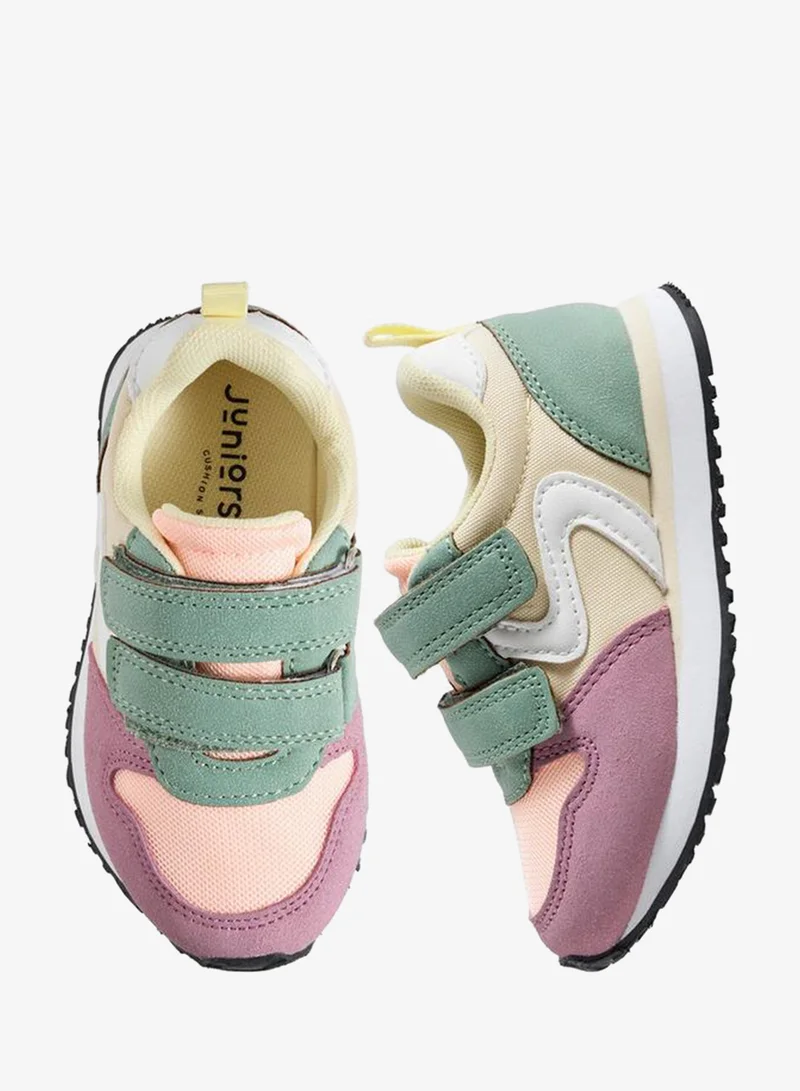 جونيورز حذاء رياضي بناتي بشريط لاصق